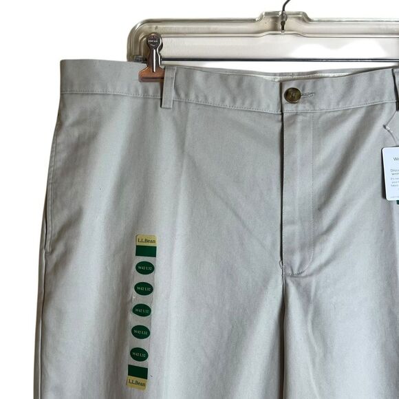 NWT! L.L. Bean Biege regular for double chinos - Picture 2 of 8